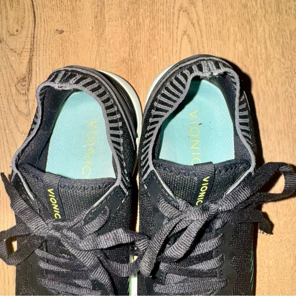 Vionic Walking Shoes Vio-Motion Orthaheel Arch Support Embolden Women’s Size‎ 5
